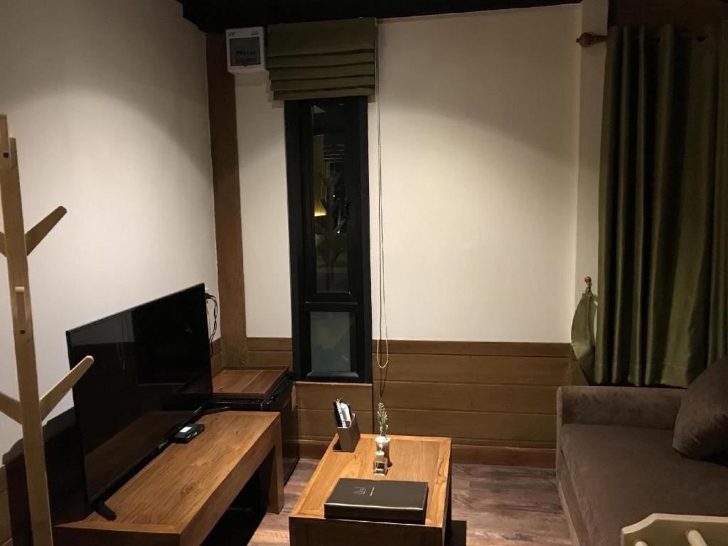 Lana Hotel Chiang Mai Ngoại thất bức ảnh